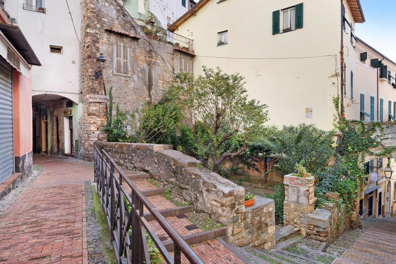 Domus Madonnina Apartment Sanremo Bagian luar foto